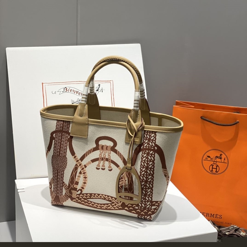 H**mes shopping bags